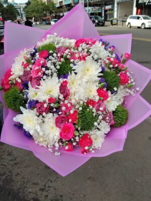 Altruistic Tropical Bouquet