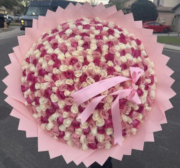 200 Stems Delight Bouquet
